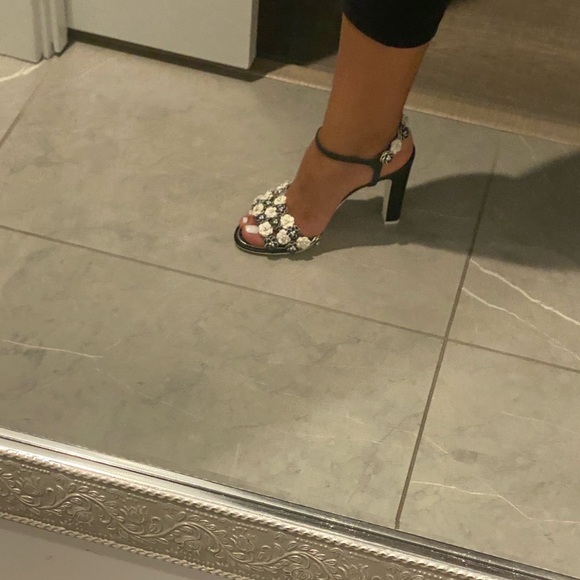 Chanel Heels - Picture 9 of 10